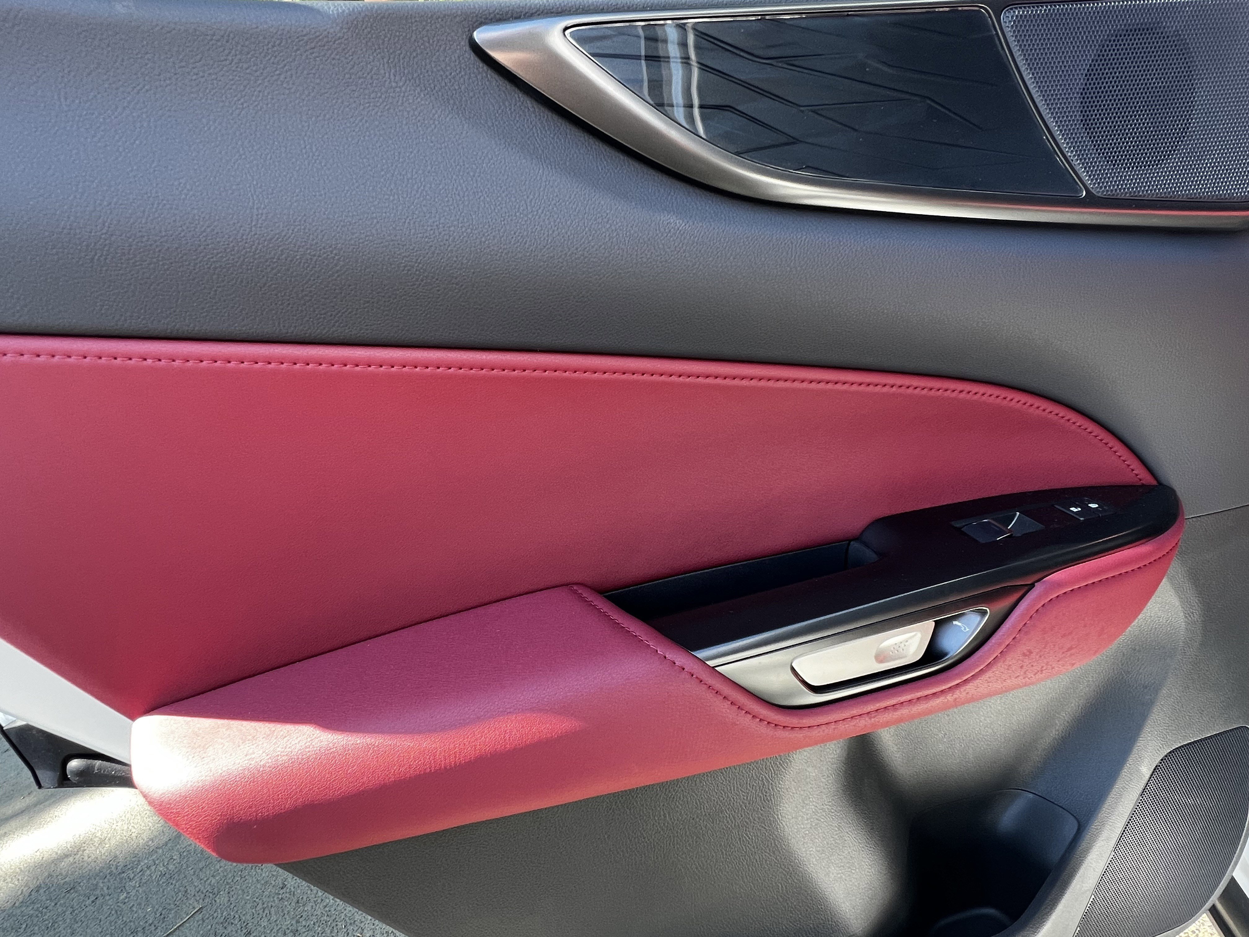 Used 2025 Lexus NX 250 FWD w/ Towing Package (2000 Lbs) image 29