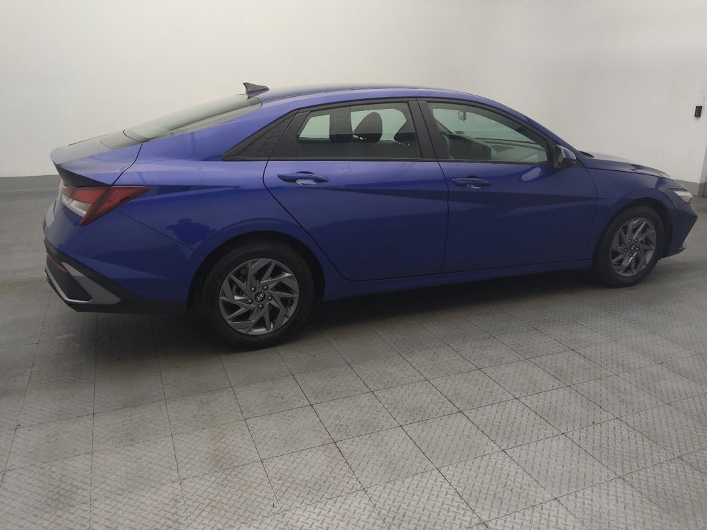 Used 2024 Hyundai Elantra SEL image 10