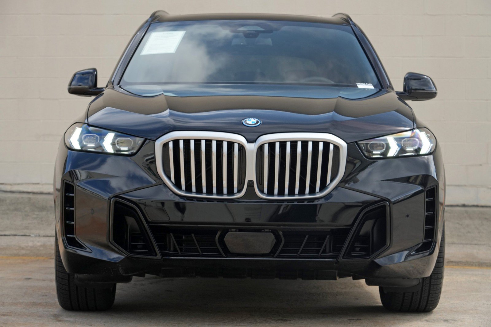 Used 2026 BMW X5 xDrive50e w/ Executive Package AWD/4WD image 7