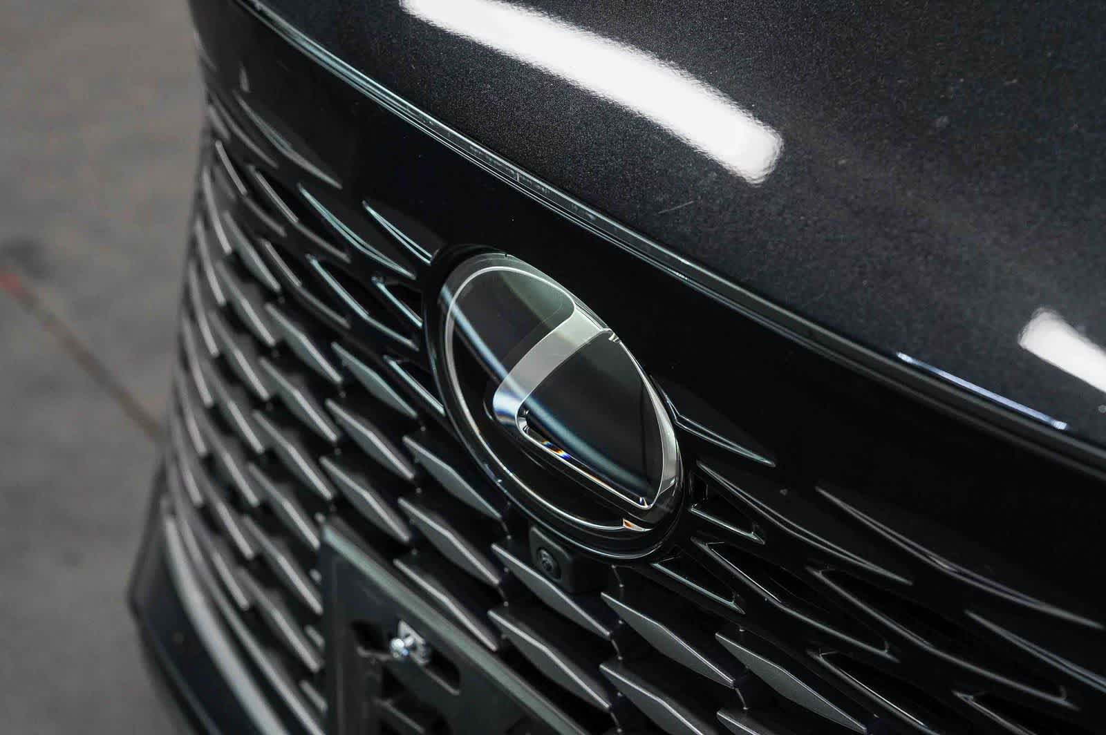 Used 2024 Lexus RX 350 Premium w/ Cold Area Package FWD image 8