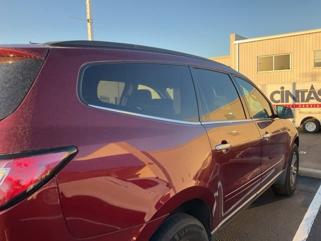 Used 2017 Chevrolet Traverse LT FWD image 5