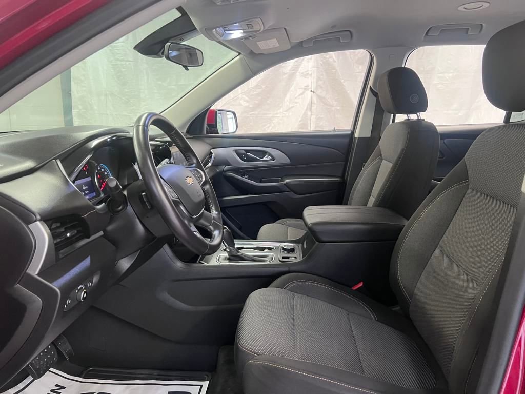 Used 2020 Chevrolet Traverse LT w/ Driver Confidence II Package image 36