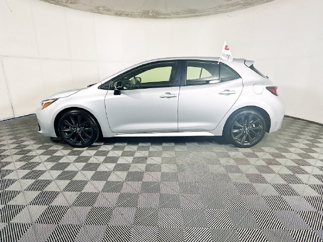 Used 2026 Toyota Corolla XSE FWD image 6