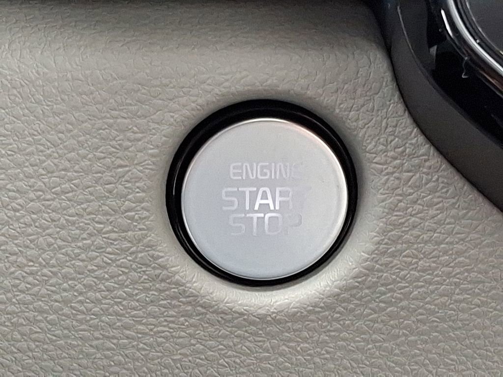 New 2026 Kia Carnival SX w/ SX Dark Edition Package image 19