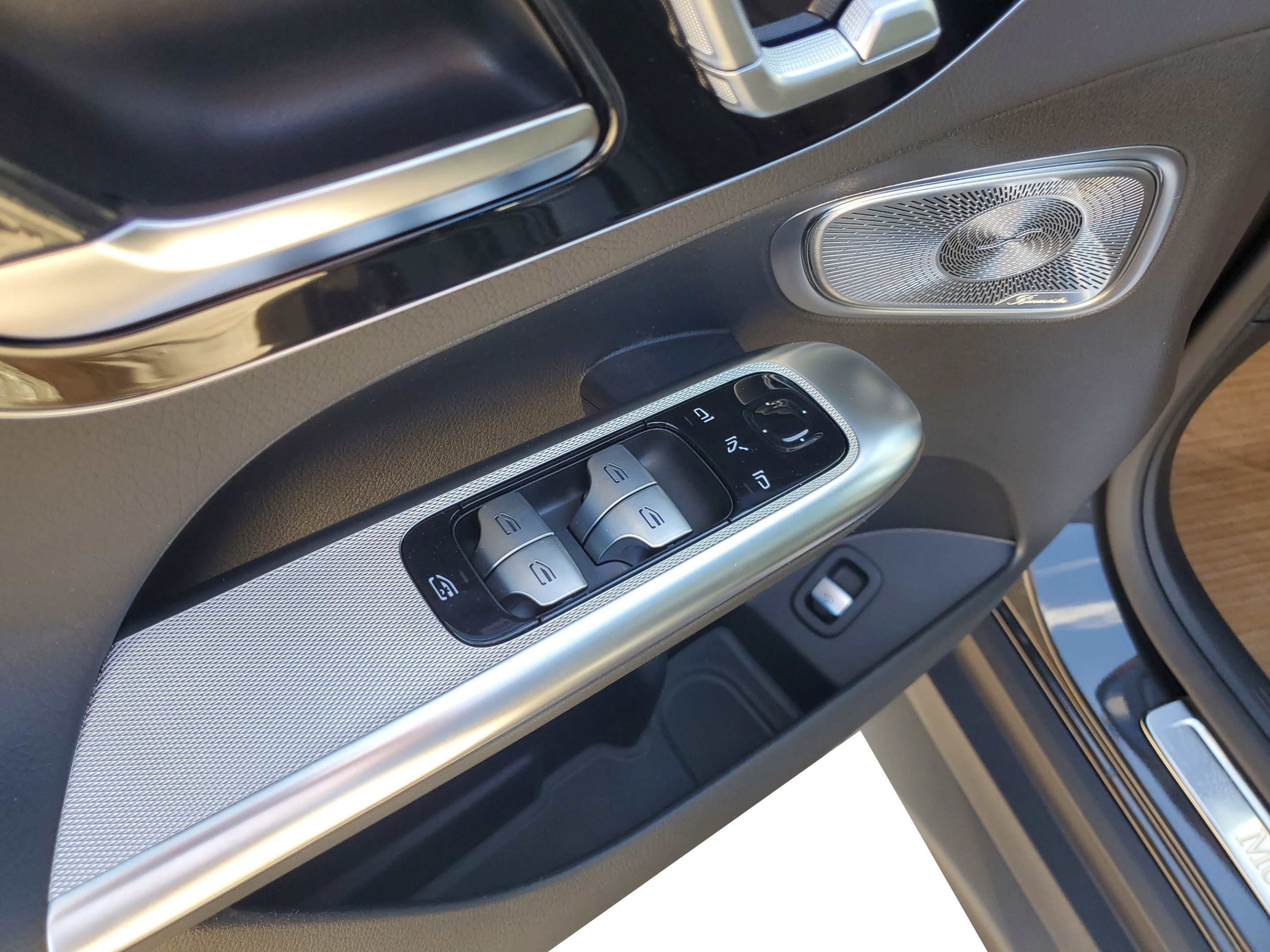Certified 2026 Mercedes-Benz GLC 300 4MATIC image 37