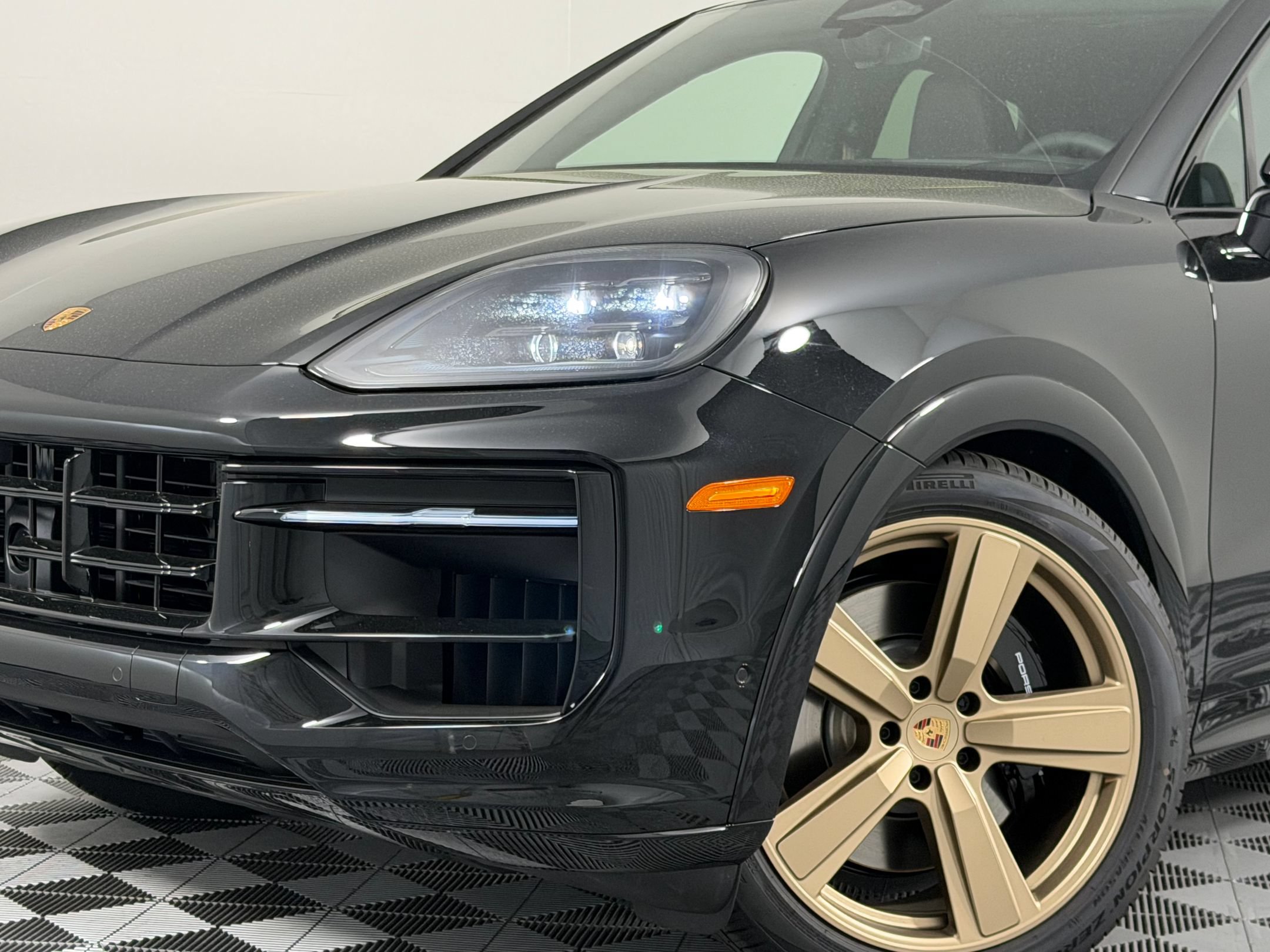 New 2026 Porsche Cayenne GTS AWD/4WD image 12