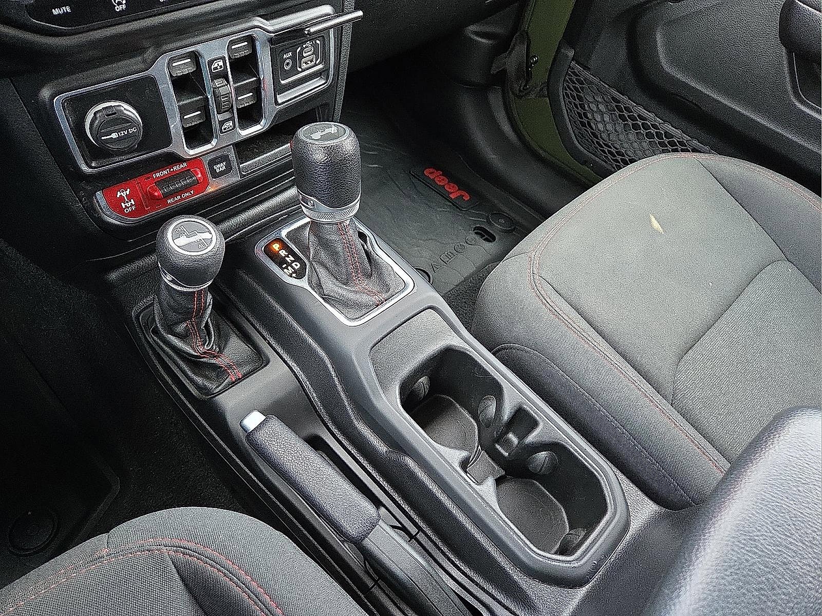 Used 2020 Jeep Wrangler Unlimited Rubicon image 25