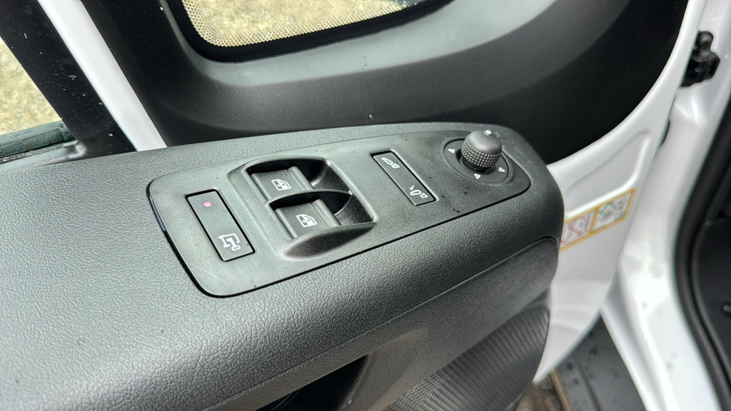 New 2027 RAM ProMaster 2500 w/ Convenience Group FWD image 12