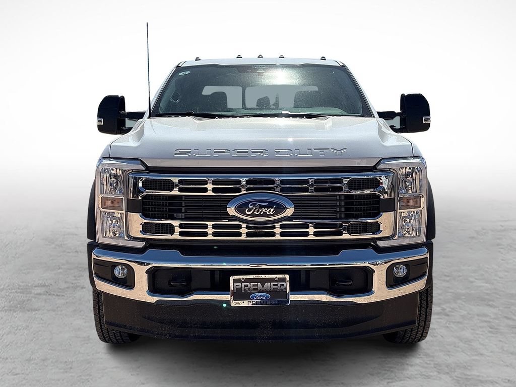 New 2026 Ford F550 4x4 Crew Cab Super Duty image 3