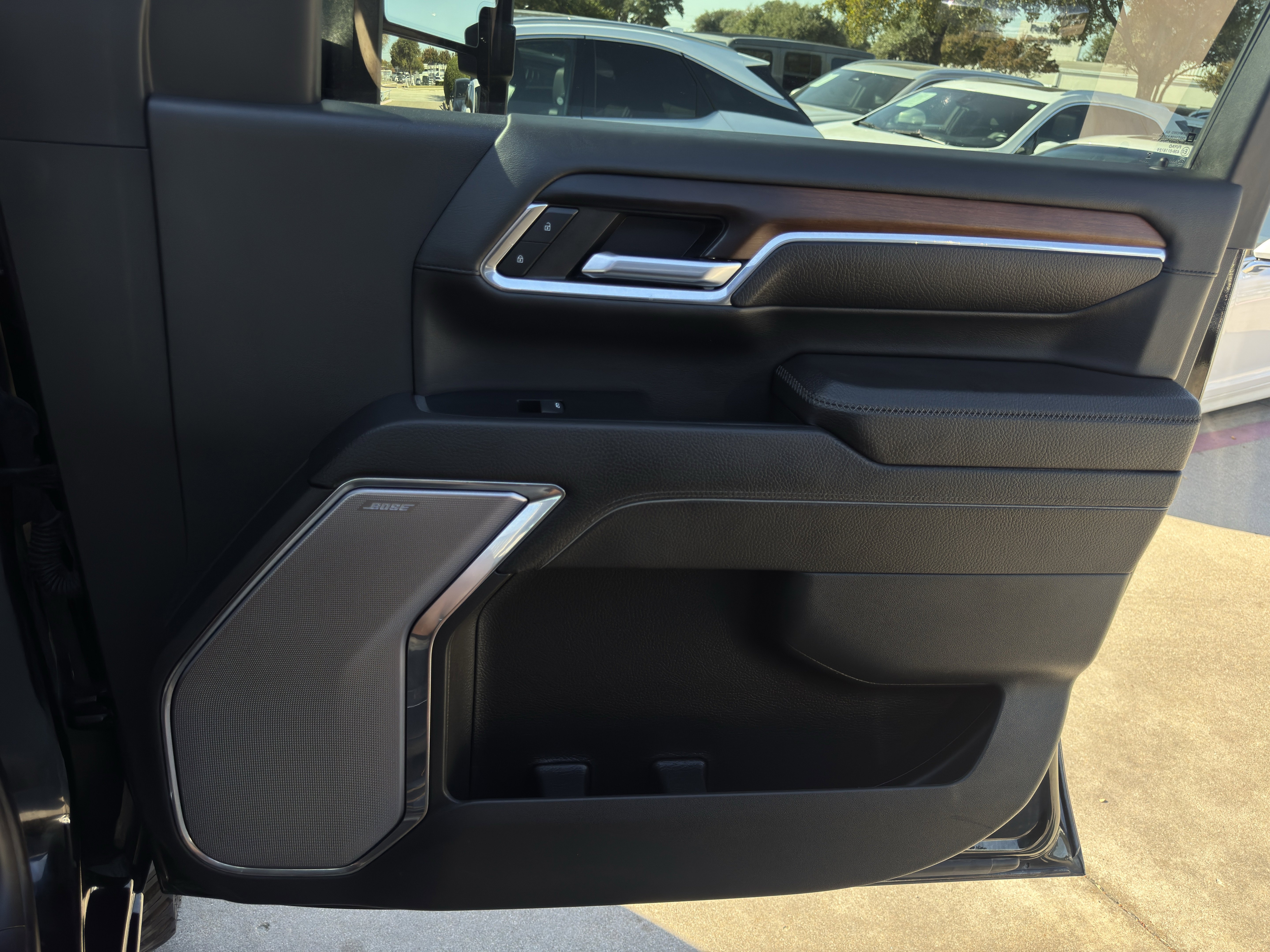 Used 2024 GMC Sierra 3500 Denali w/ Denali Reserve Package image 80