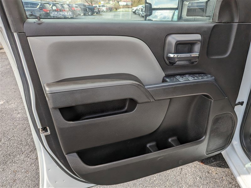 Used 2019 GMC Sierra 2500 4x4 Double Cab w/ Sierra Convenience Package image 17