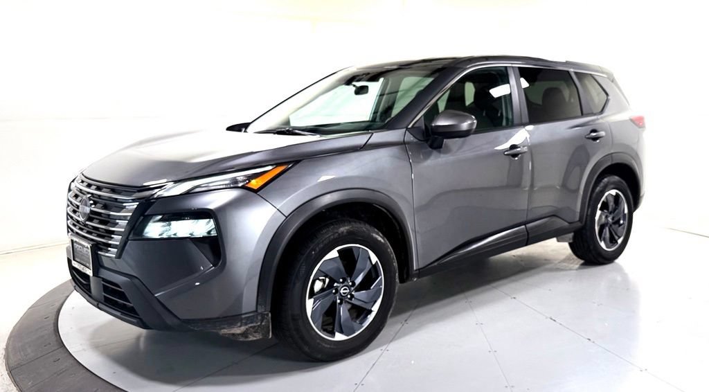 Used 2025 Nissan Rogue SV FWD image 9