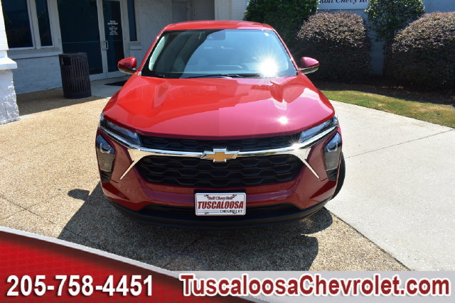 New 2026 Chevrolet Trax LS w/ LS Convenience Package FWD image 4