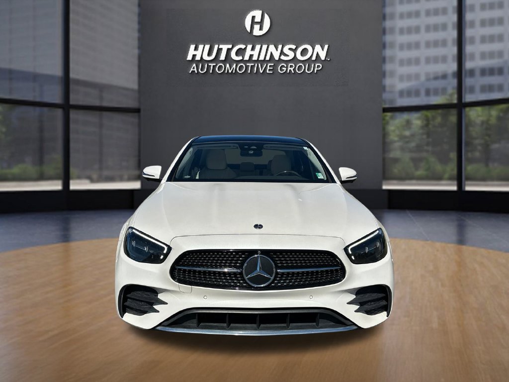 Used 2022 Mercedes-Benz E 350 Sedan image 2