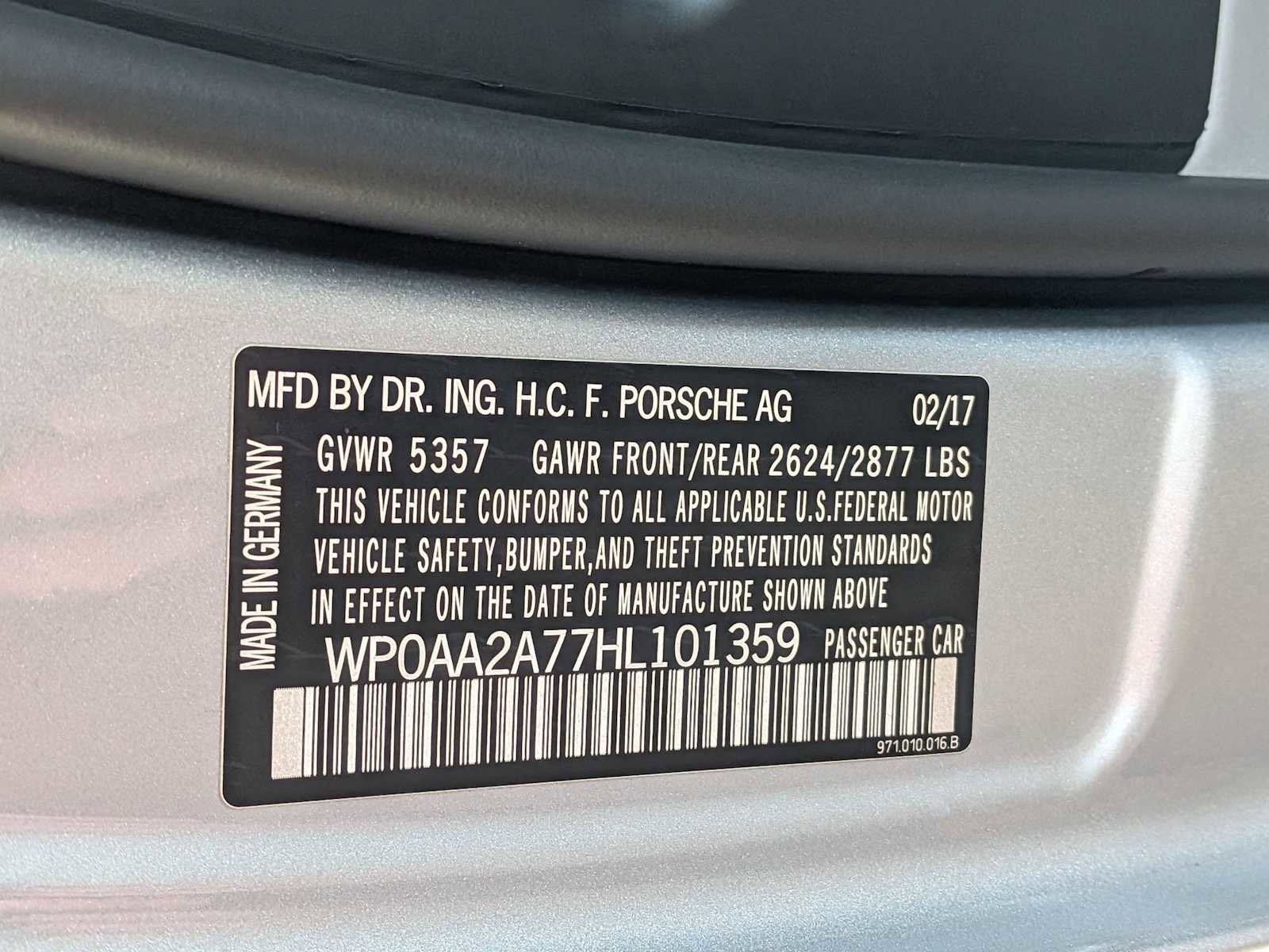 Used 2017 Porsche Panamera 4 image 36