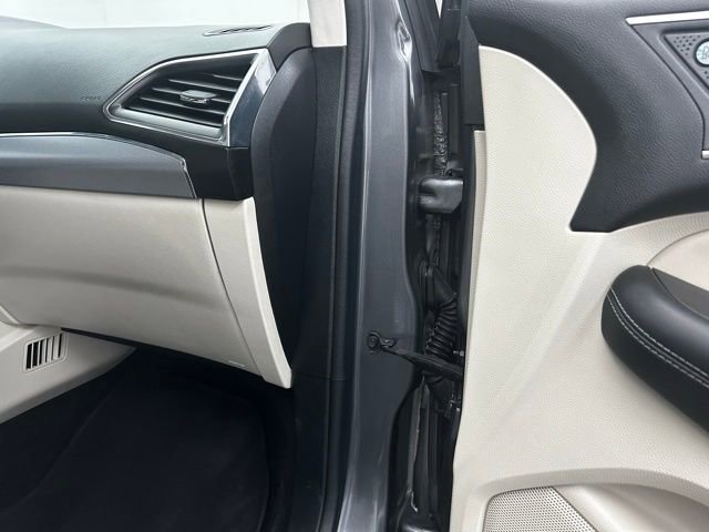 Used 2021 Ford Edge Titanium w/ Cargo Accessory Package image 30