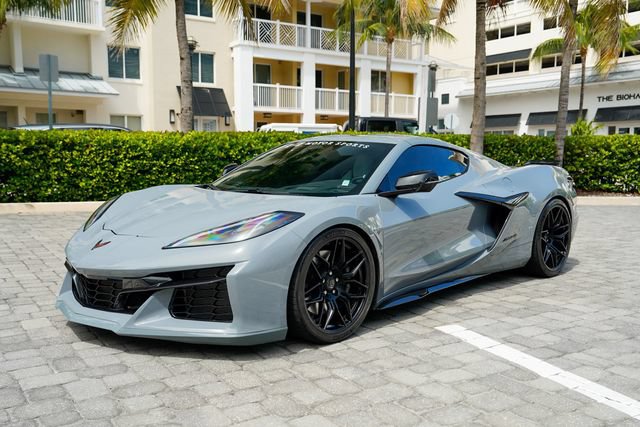Used 2024 Chevrolet Corvette Z06 w/ Battery Protection Package RWD image 9