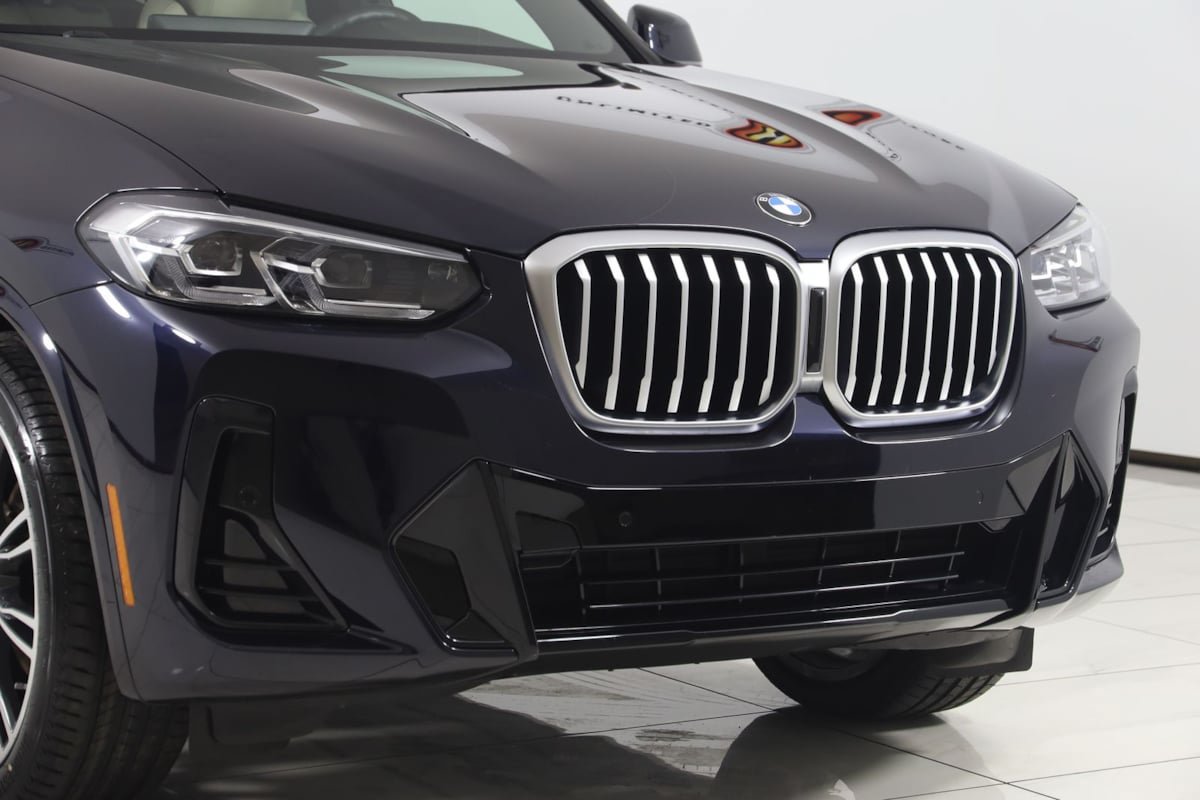 Used 2023 BMW X3 xDrive30i w/ M Sport Package AWD/4WD image 38