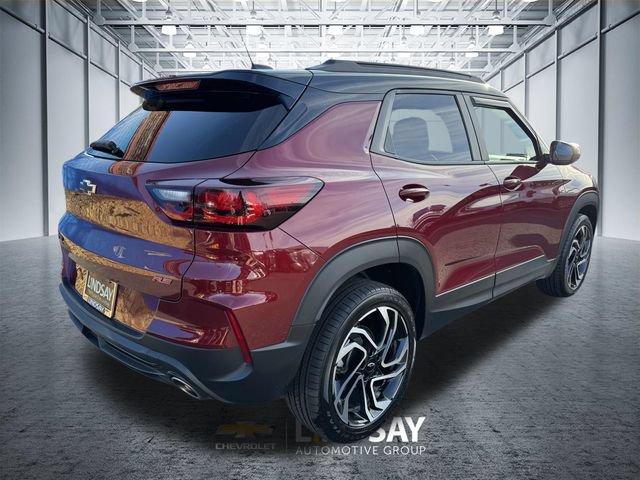 Used 2024 Chevrolet TrailBlazer RS AWD/4WD image 2