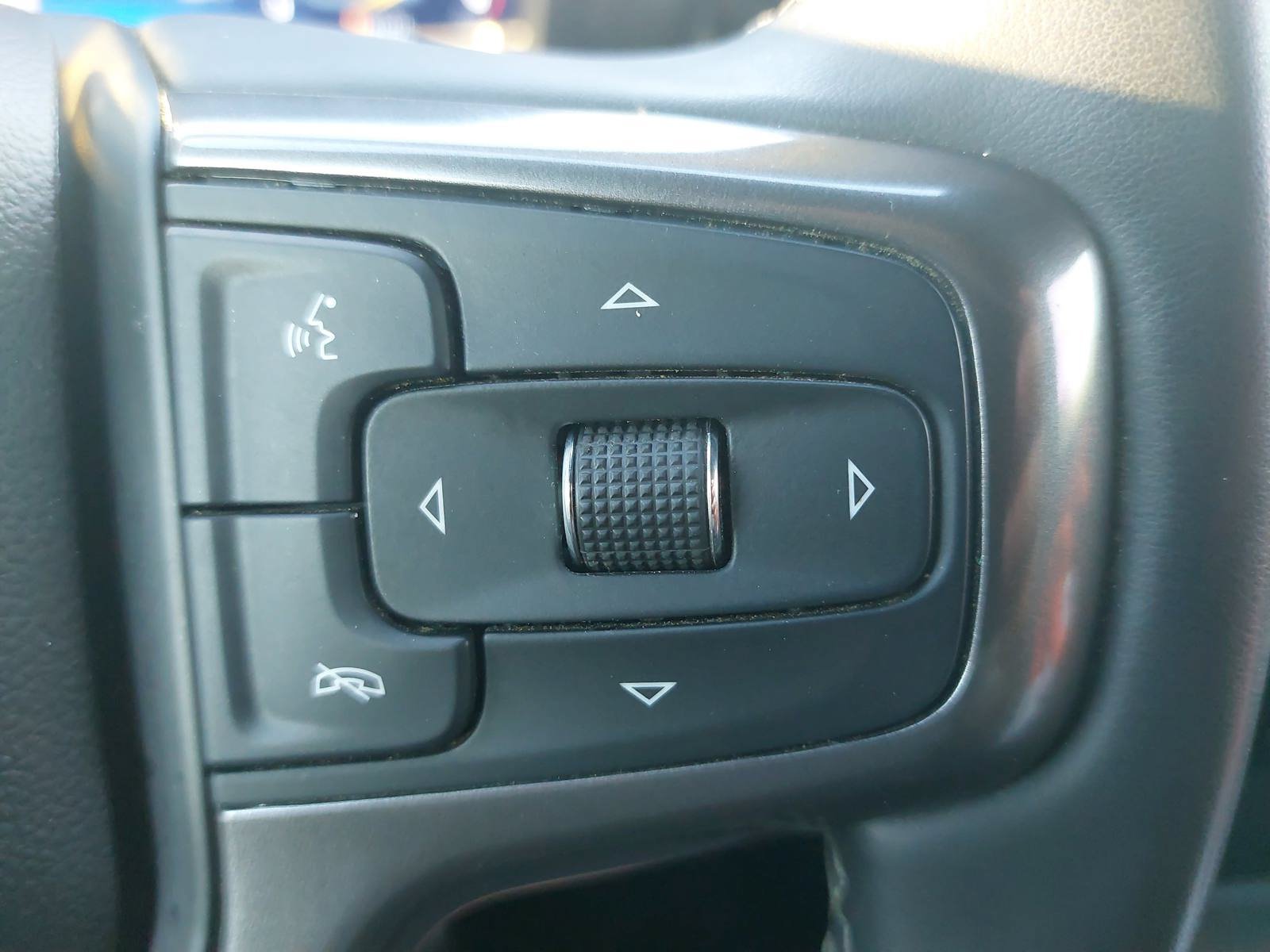 Used 2024 Chevrolet Silverado 2500 High Country w/ Technology Package AWD/4WD image 18