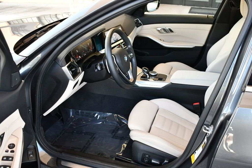 Used 2020 BMW 330i Sedan w/ Premium Package image 41