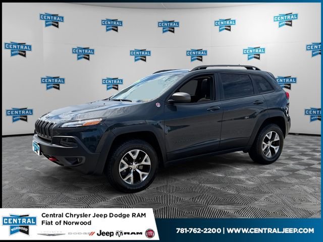 Used 2016 Jeep Cherokee Trailhawk w/ Comfort/Convenience Group