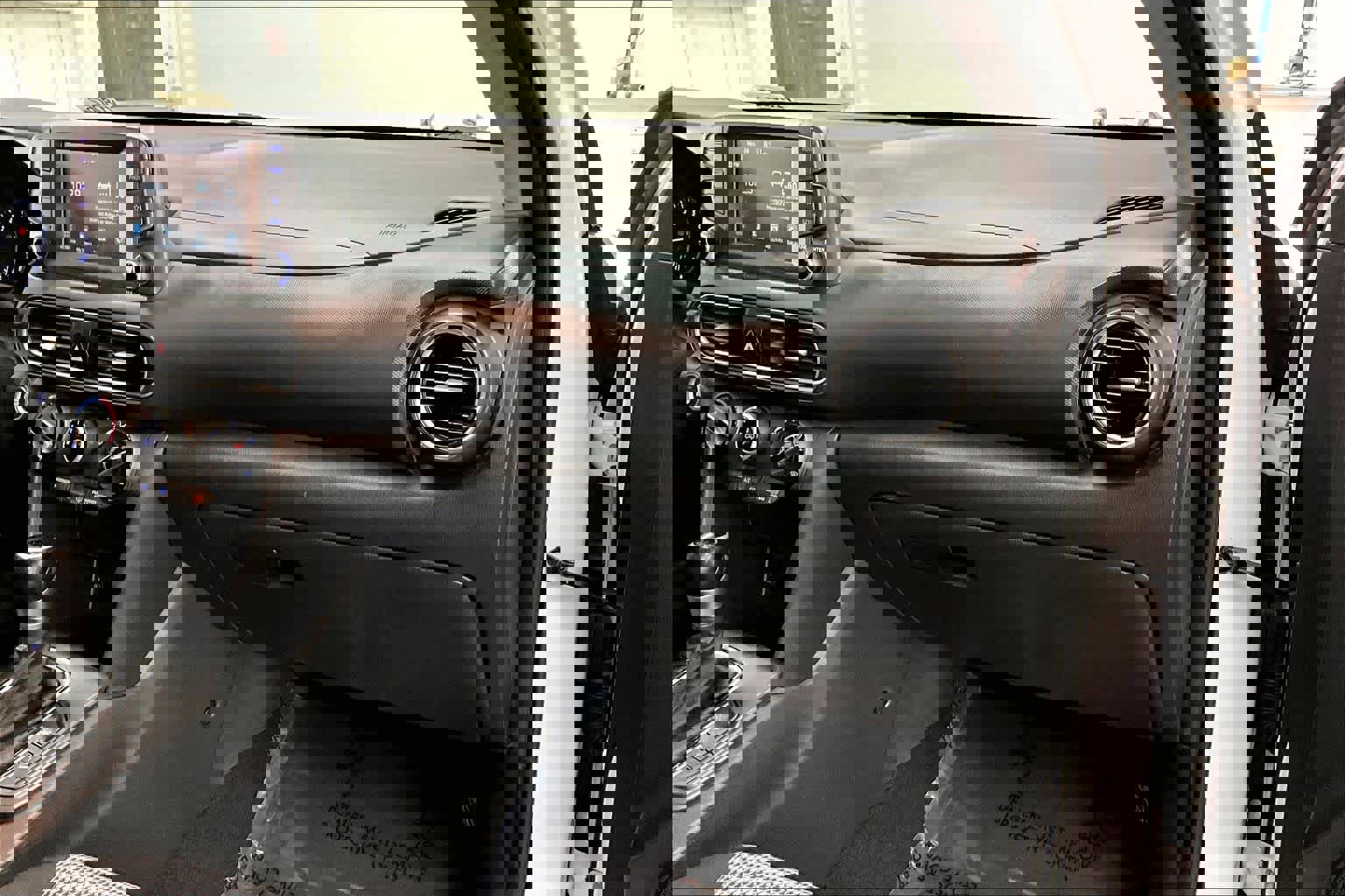 Used 2021 Hyundai Kona SEL image 18