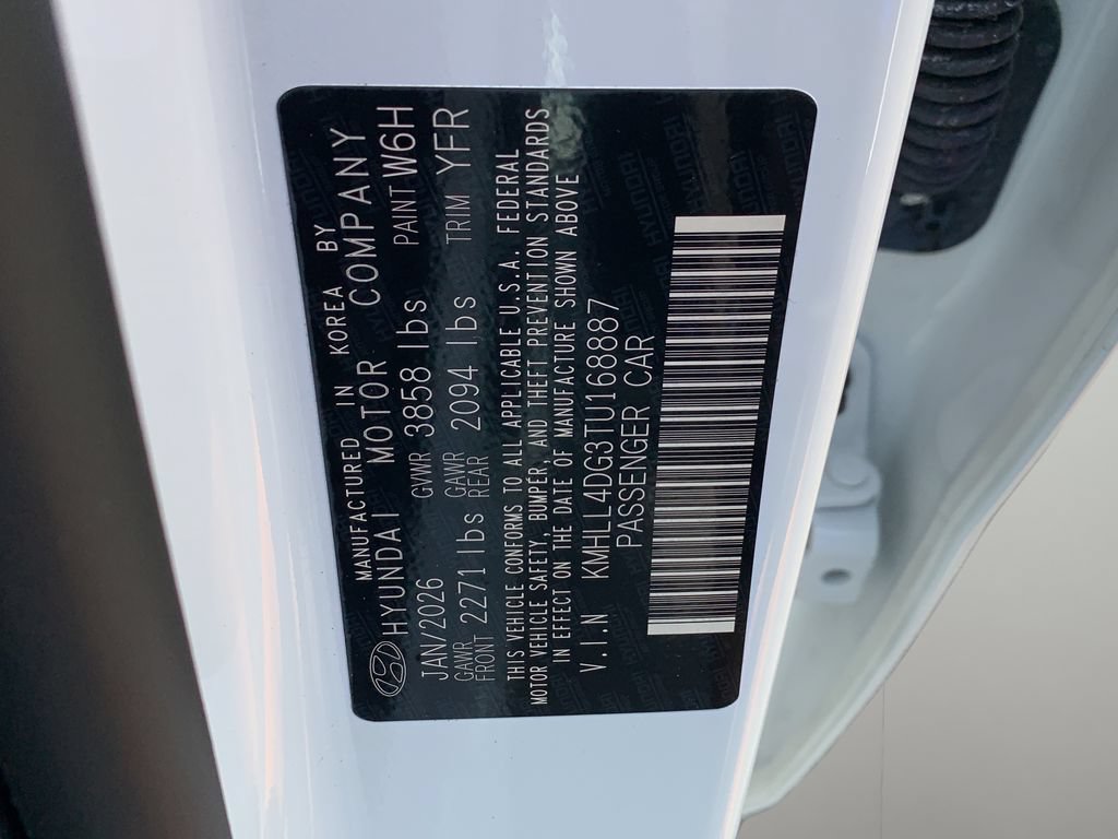 Certified 2026 Hyundai Elantra SE w/ Cargo Package FWD image 40