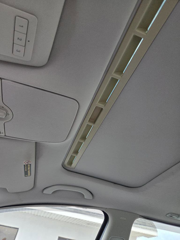 Used 2003 Volkswagen Passat GLX image 18