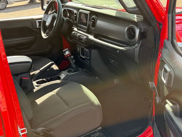 Used 2022 Jeep Wrangler Unlimited Sport image 26