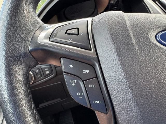 Used 2022 Ford Edge SEL w/ Convenience Package AWD/4WD image 16