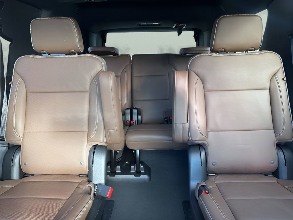 Used 2023 Chevrolet Tahoe High Country w/ Premium Package 2 image 13