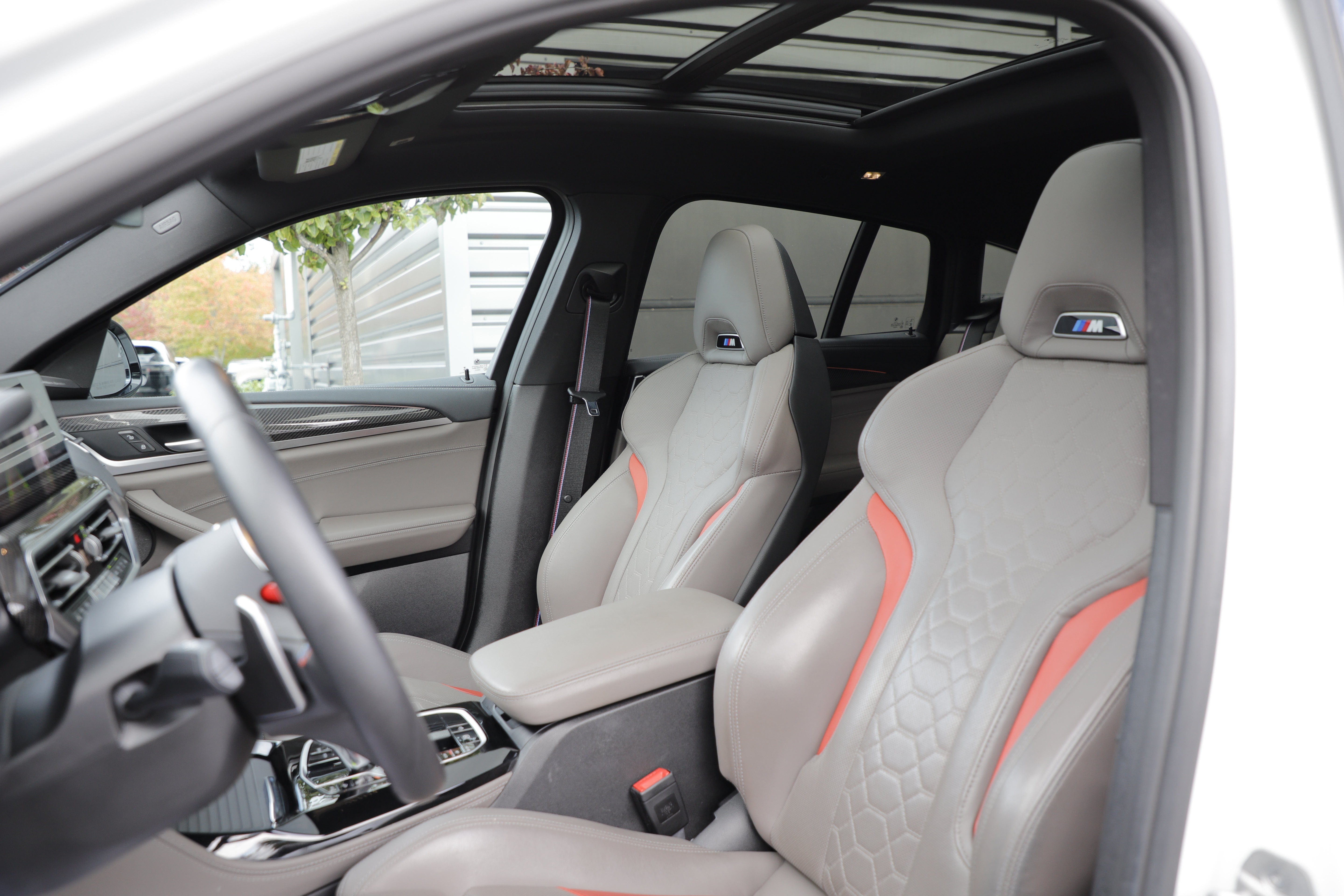 Used 2024 BMW X4 M w/ Competition Package AWD/4WD image 17