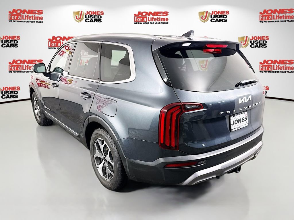 Used 2022 Kia Telluride EX w/ Towing Package image 2