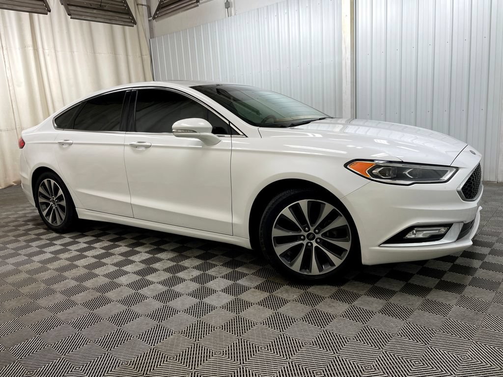 Used 2017 Ford Fusion Titanium FWD image 1