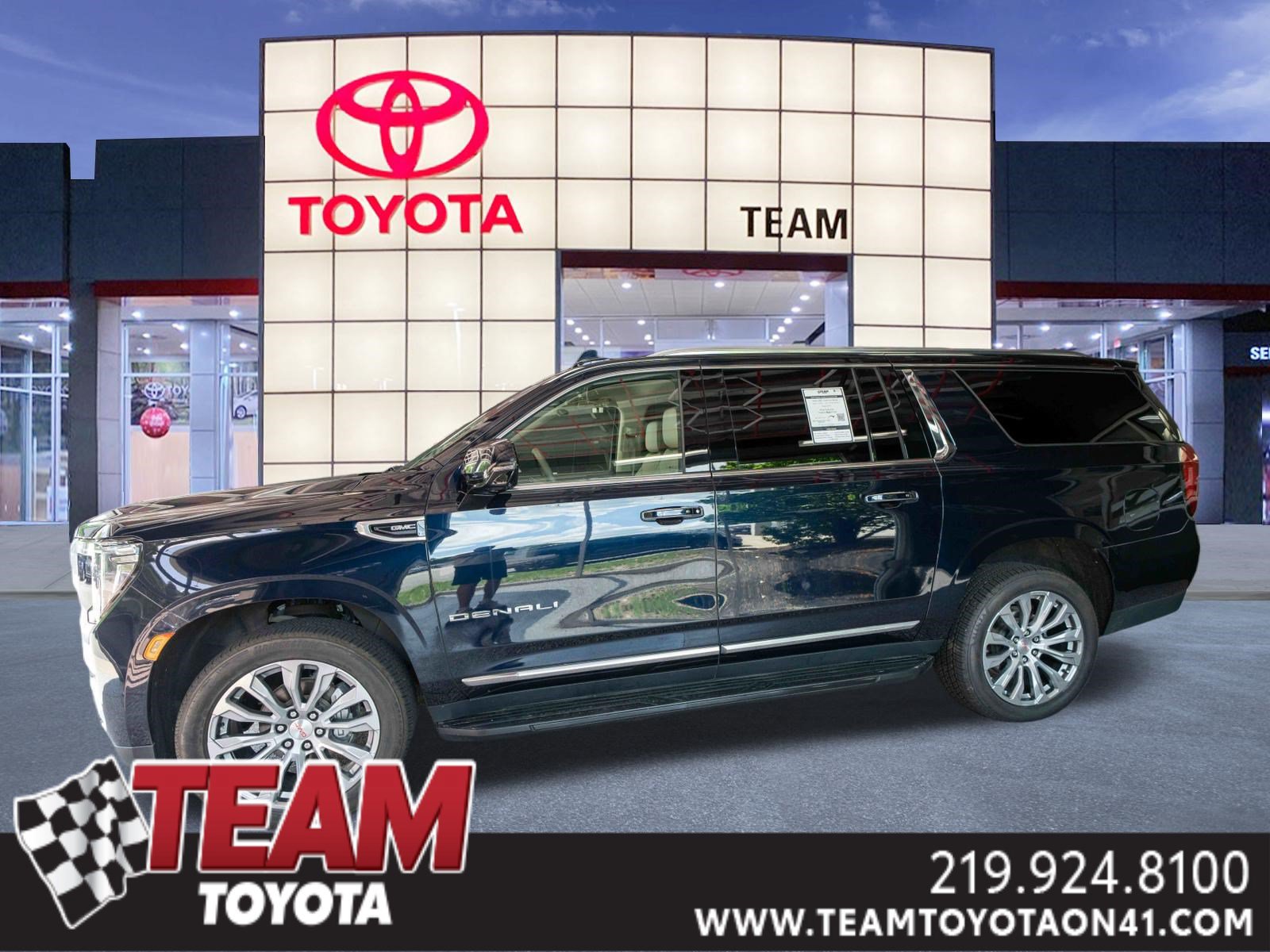 Used 2023 GMC Yukon XL Denali AWD/4WD video 1
