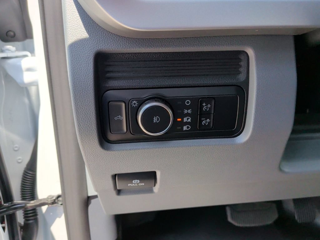 New 2026 Ford F350 XL AWD/4WD image 15