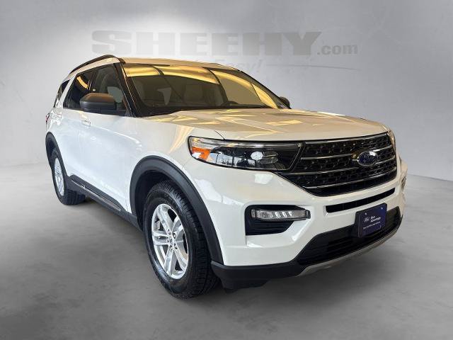 Certified 2022 Ford Explorer XLT w/ Equipment Group 202A RWD image 2
