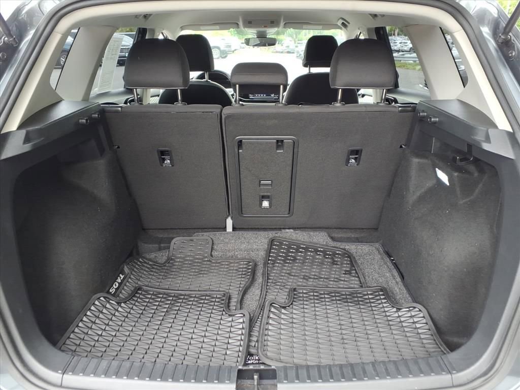 Used 2024 Volkswagen Taos S FWD image 12