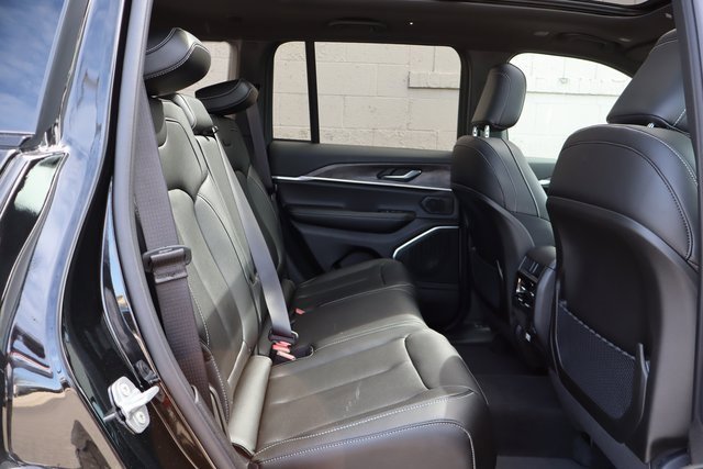 New 2025 Jeep Grand Cherokee Limited 4xe image 34