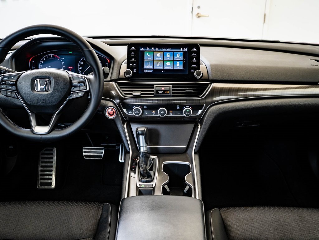 Used 2018 Honda Accord Sport image 27