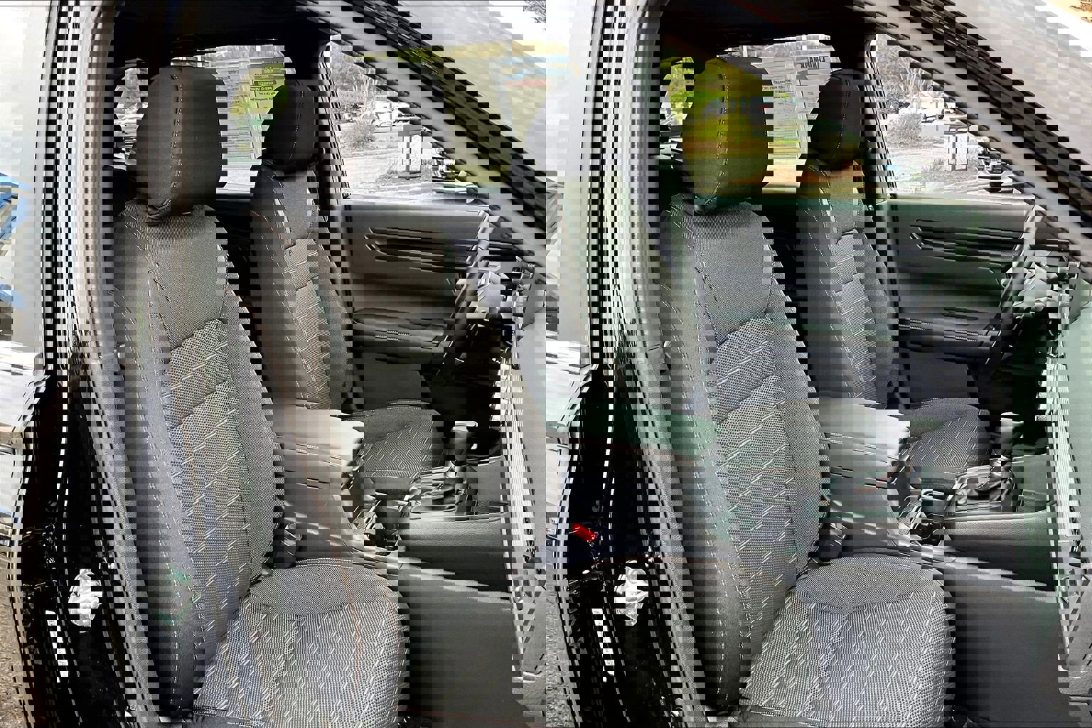 Used 2025 Honda CR-V Sport image 7