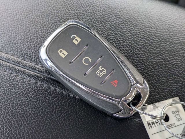 Used 2024 Chevrolet Malibu LT image 32