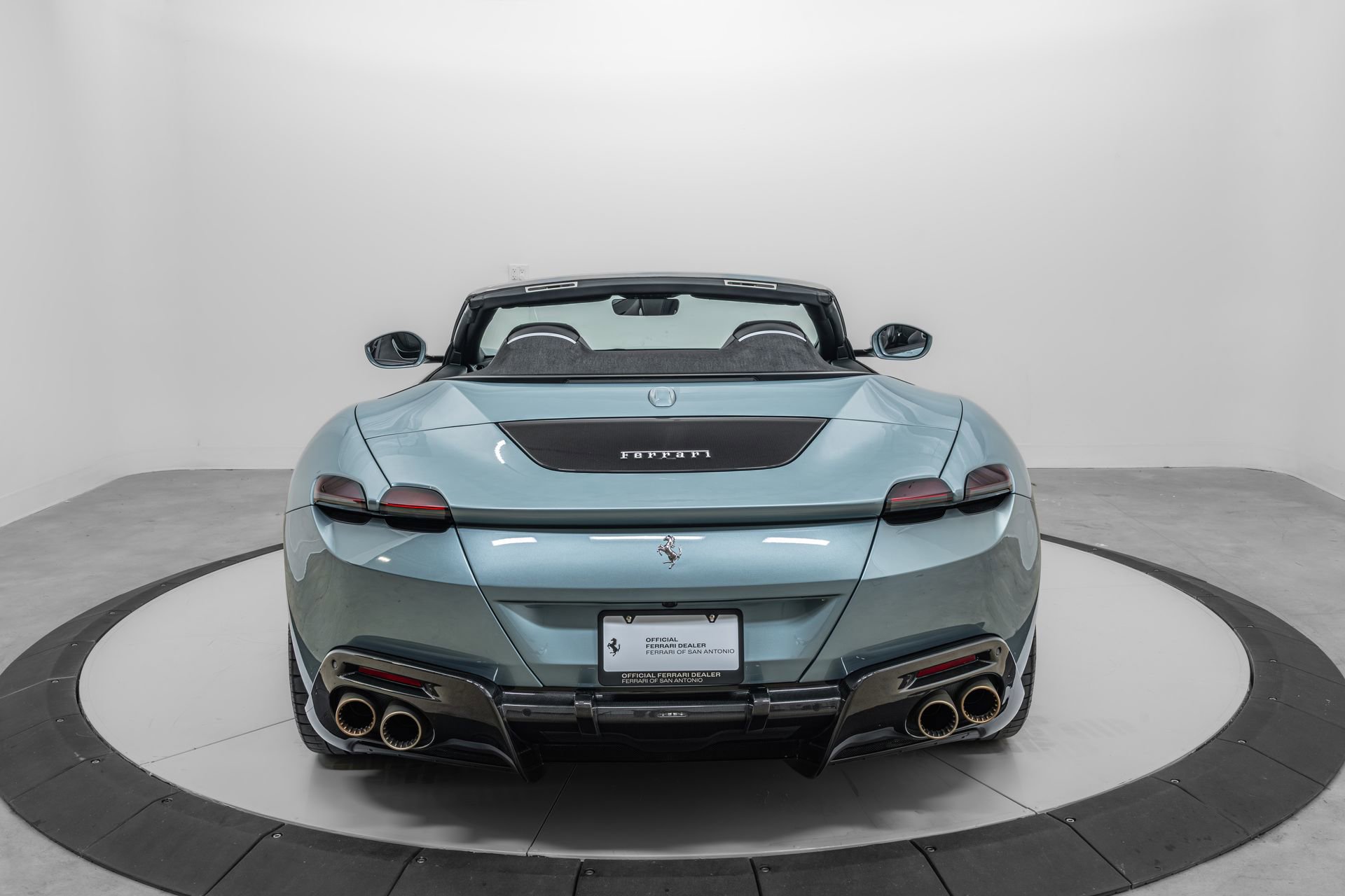 Certified 2024 Ferrari Roma Spider RWD image 10