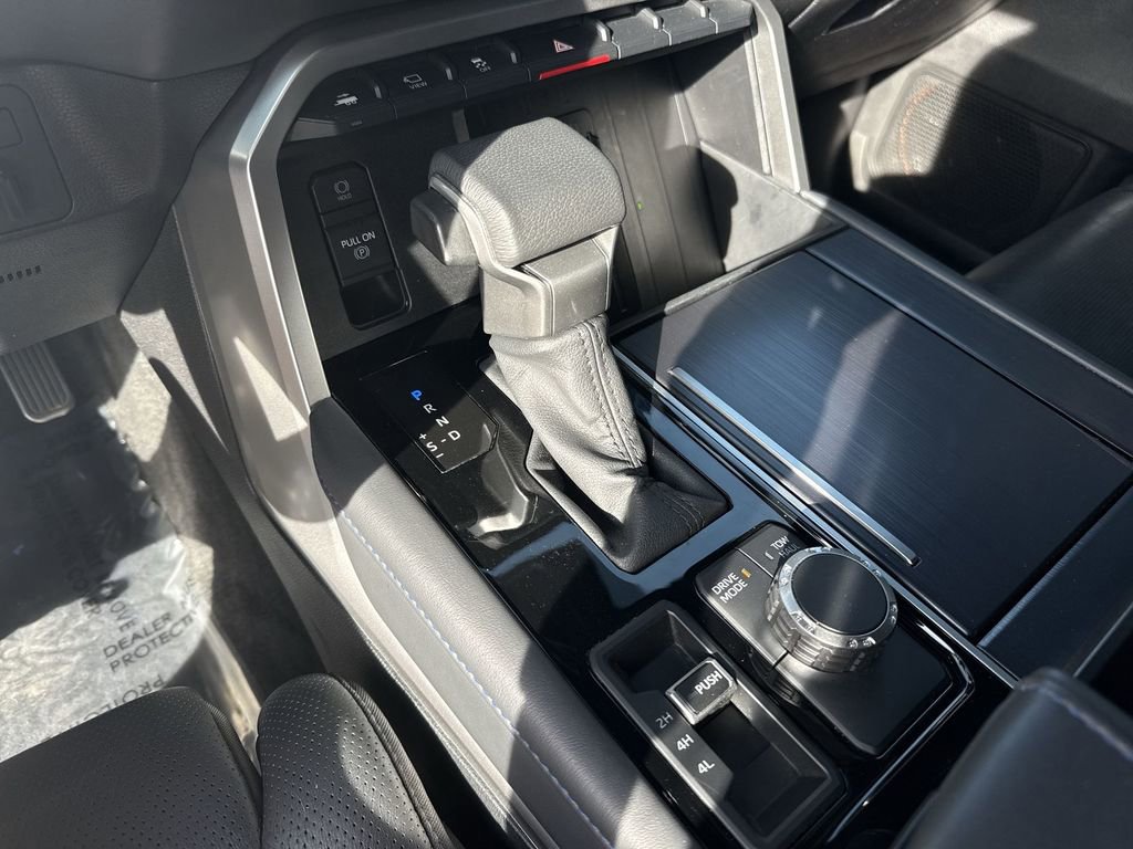 Used 2024 Toyota Sequoia Platinum AWD/4WD image 19