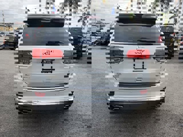 Used 2014 Jeep Grand Cherokee Summit w/ Trailer Tow Group IV image 6