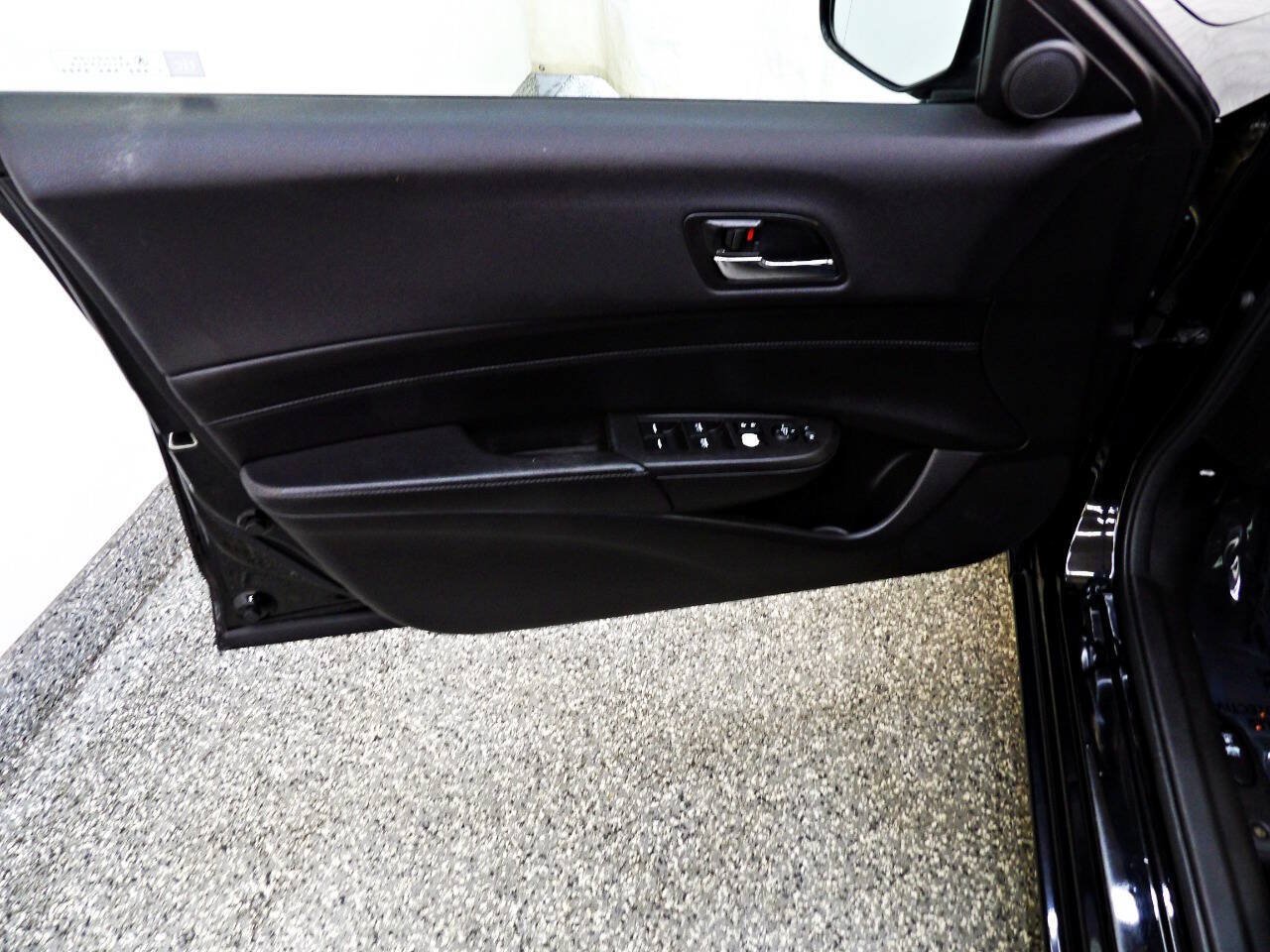 Used 2016 Acura ILX FWD image 7