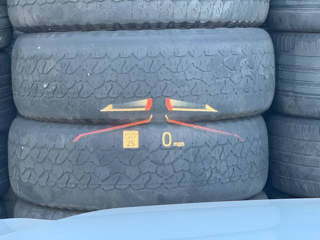 Used 2024 BMW M440i Convertible w/ Premium Package image 23