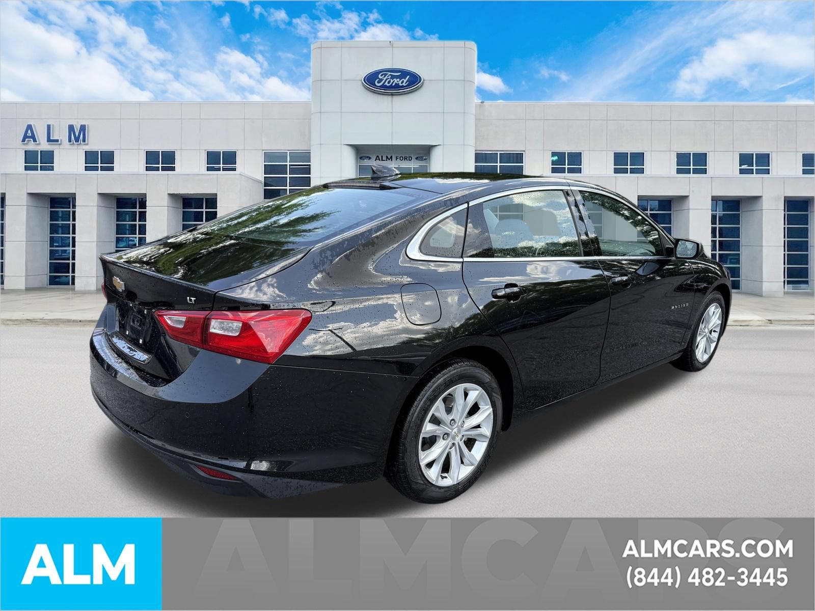 Used 2025 Chevrolet Malibu LT FWD image 5