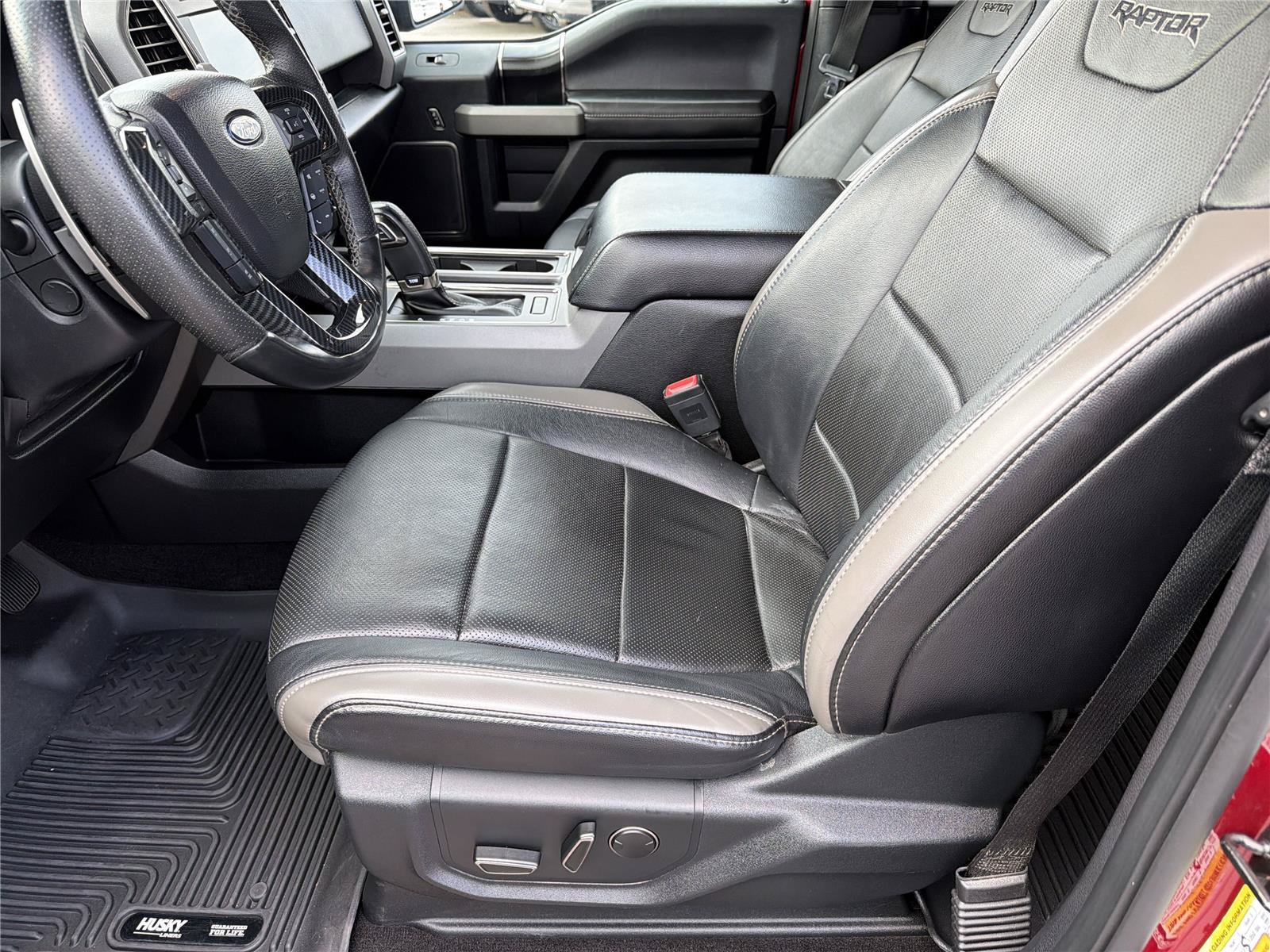 Used 2018 Ford F150 Raptor w/ Equipment Group 802A Luxury AWD/4WD image 9